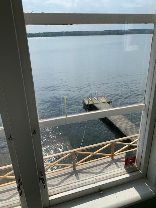 Feriehus Waterfront House With Jacuzzi & Jetty In *