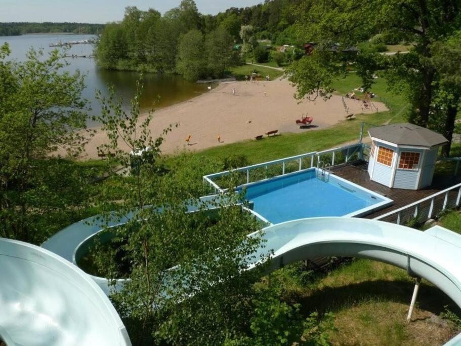 Waterfront House With Jacuzzi & Jetty In Stockholm
